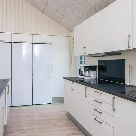 5 Star In Holiday home
