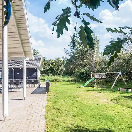 Σπίτι διακοπών 24 Person In